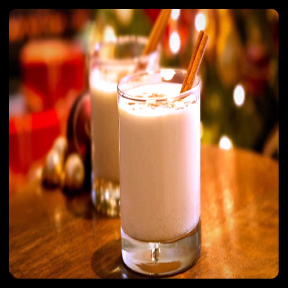 🍹NWT Eggnog Candle🍹